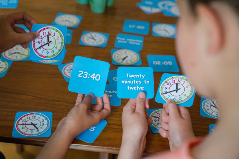 Tell the Time Card Game - Level 2 (Ages 8-11) - Image 3
